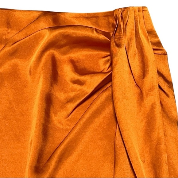 J. Crew Vibrant Orange Pencil Skirt - Picture 2 of 4